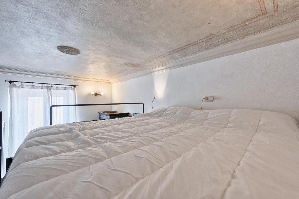 Campus Einaudi Sweet Mini Flat room 5